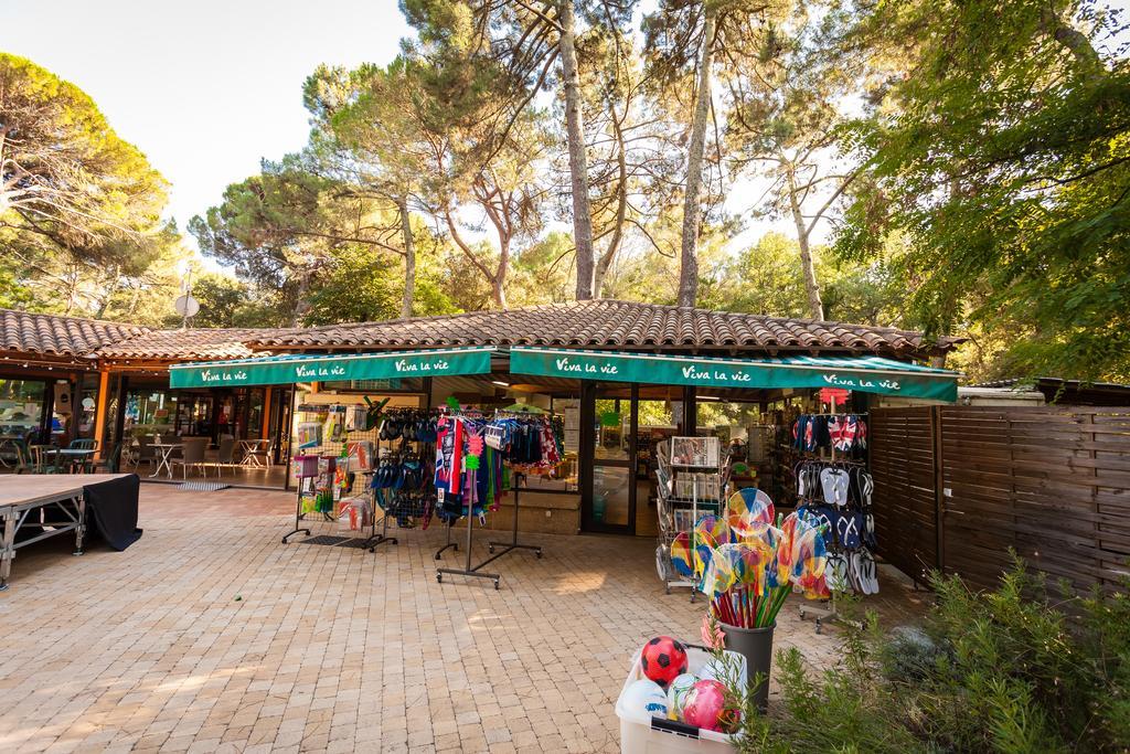 Camping La Sousta**** Ремулін Екстер'єр фото